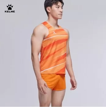 Легкоатлетическая форма KELME Men's track suit