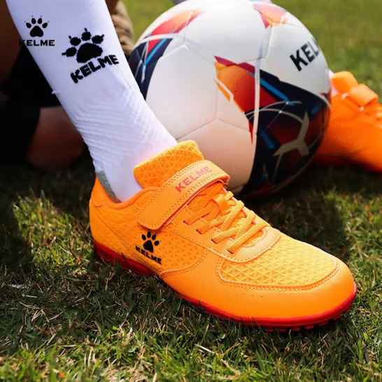 Шиповки KELME Children's soccer shoes (TF)