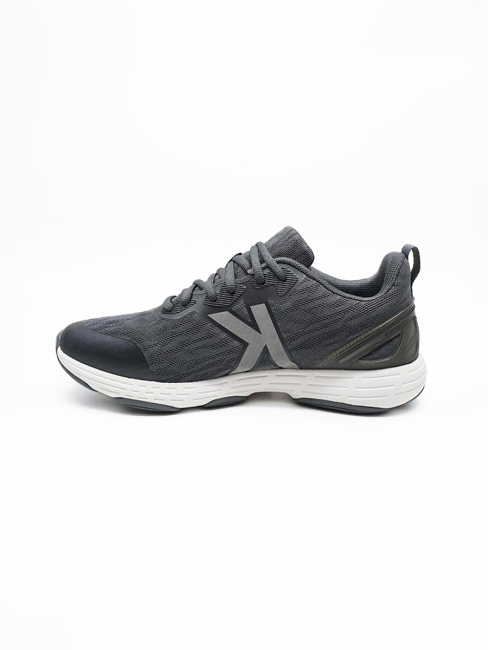 Кроссовки Kelme Sports Shoes