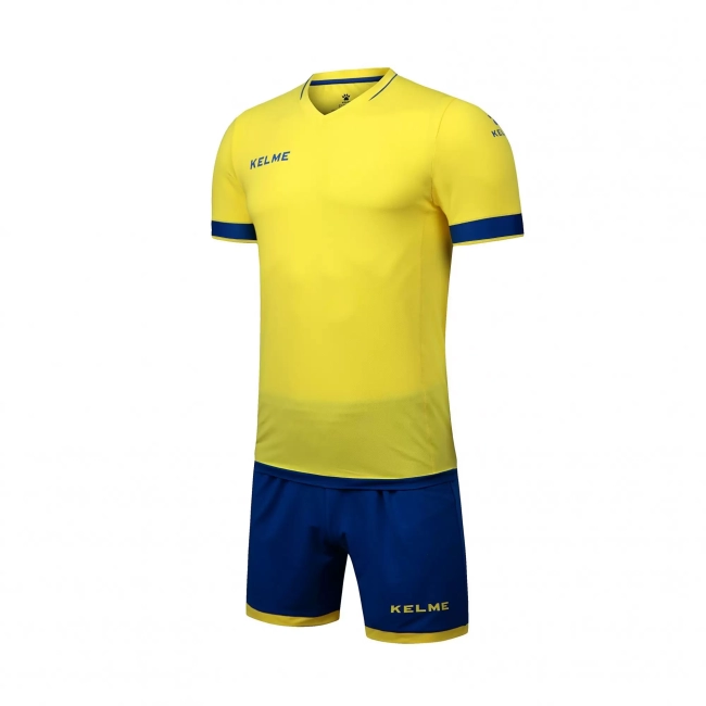 Футбольная форма Kelme Short Sleeve Football Set