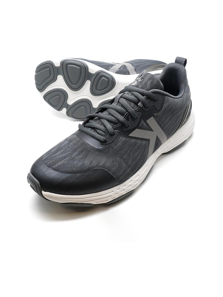 Кроссовки Kelme Sports Shoes