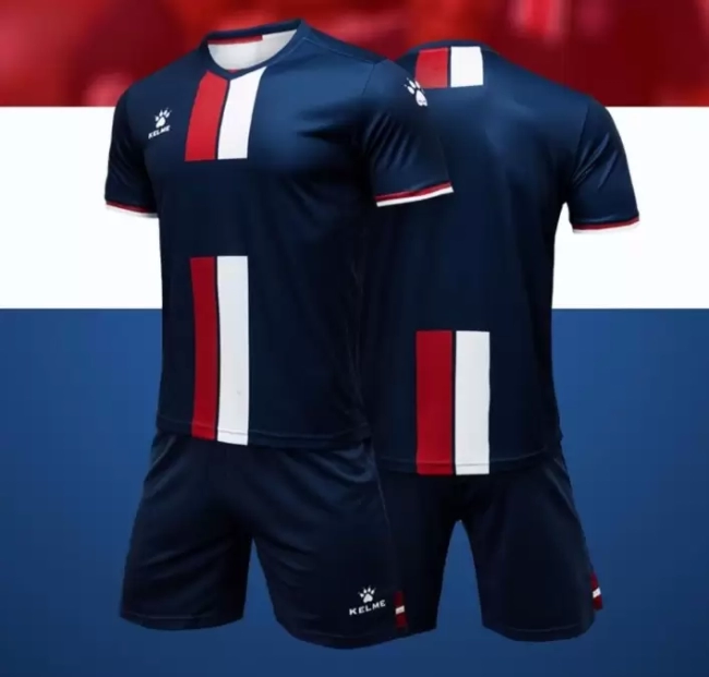 Футбольная форма Kelme Short sleeve football uniform