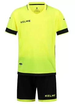 Детская футбольная форма Kelme Short Sleeve Football KID Set