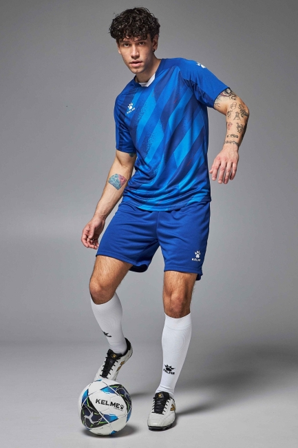 Футбольная форма KELME Short sleeve football suit